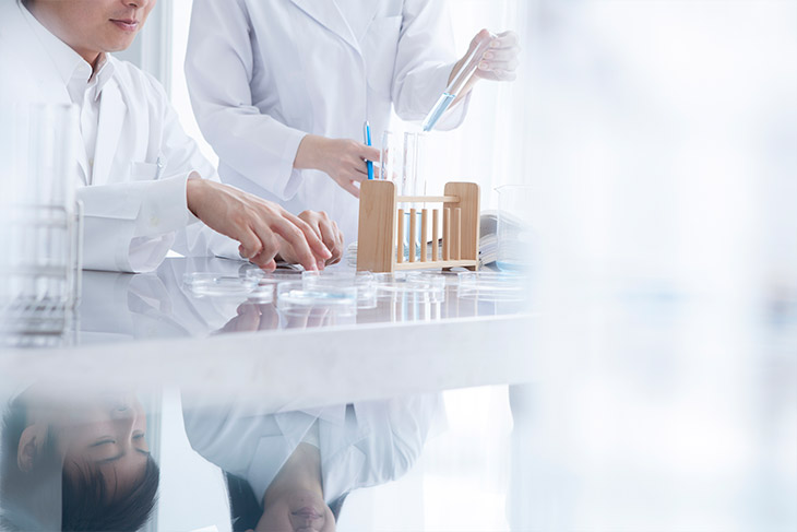 Como fazer o controle de qualidade laboratorial e garantir a eficiência?